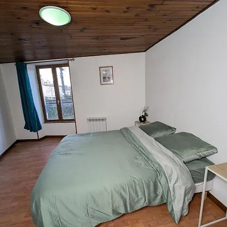 Le Nanty - Duplex Cosy Et Central- Acces Gare Et Centre Appartement *